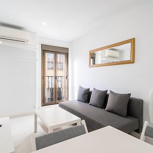 Flamenco Style Apartment Palacio Real, La Latina